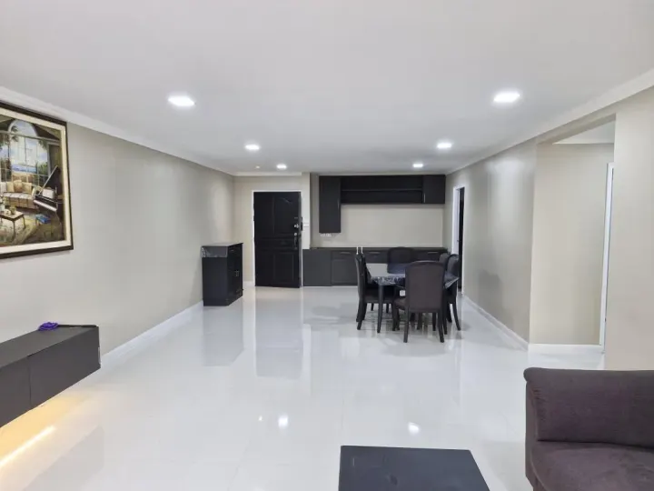 Property photos for D.S. Tower 2 Sukhumvit 39