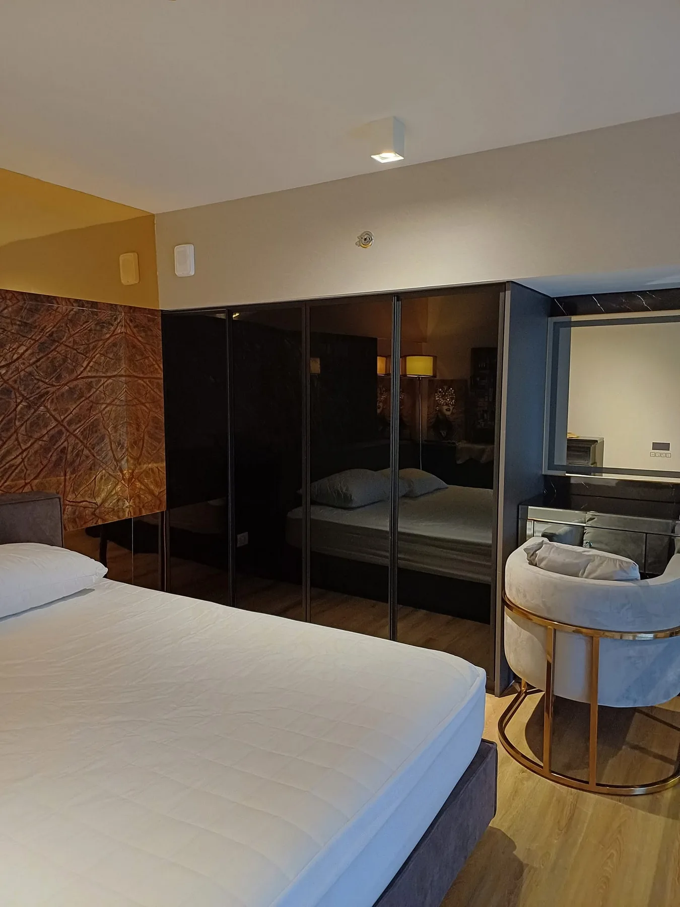 Property photos for The Lofts Silom