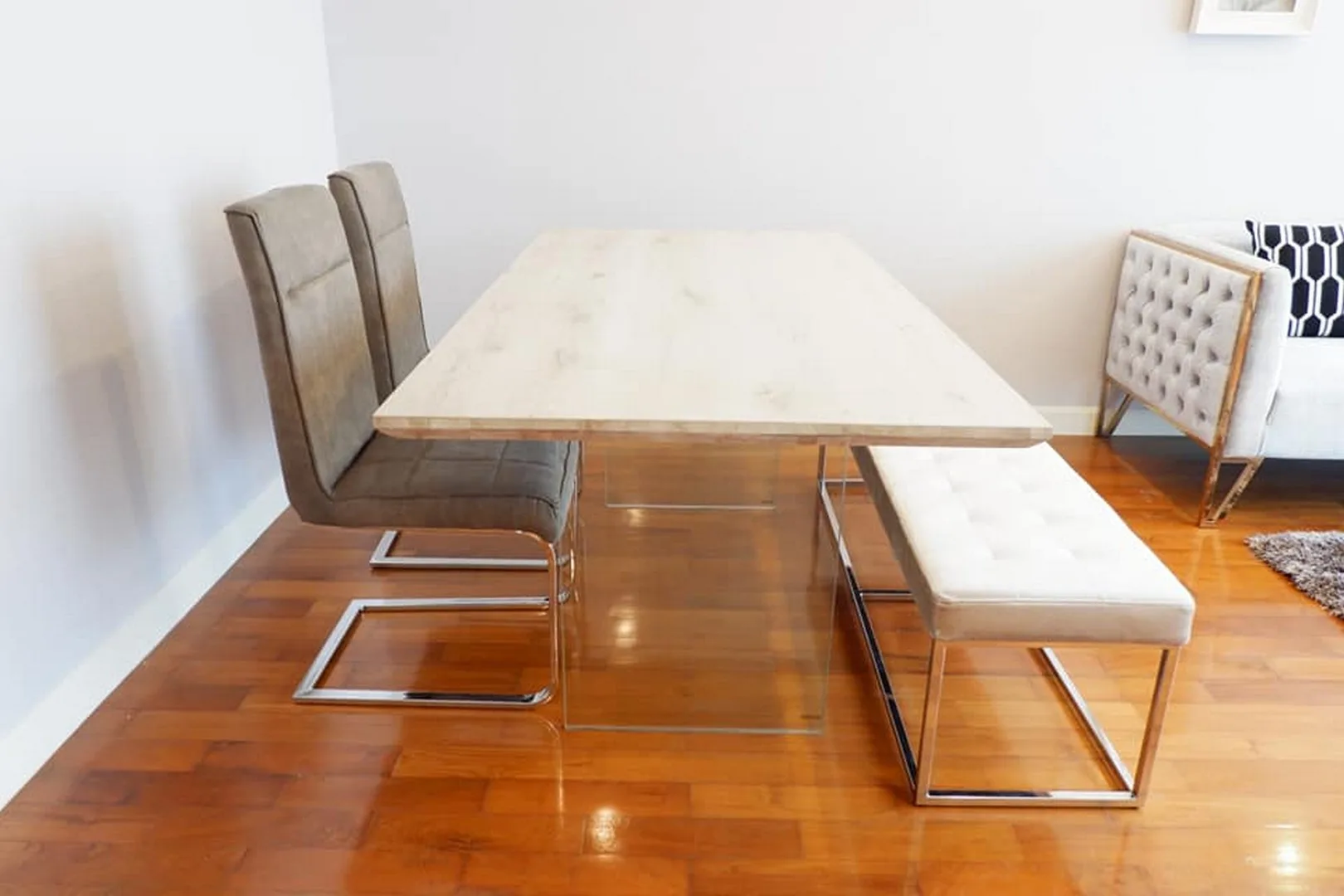 Property photos for Siri Residence