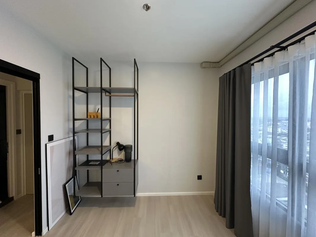 Property photos for The Key Mrt Phetkasem 48