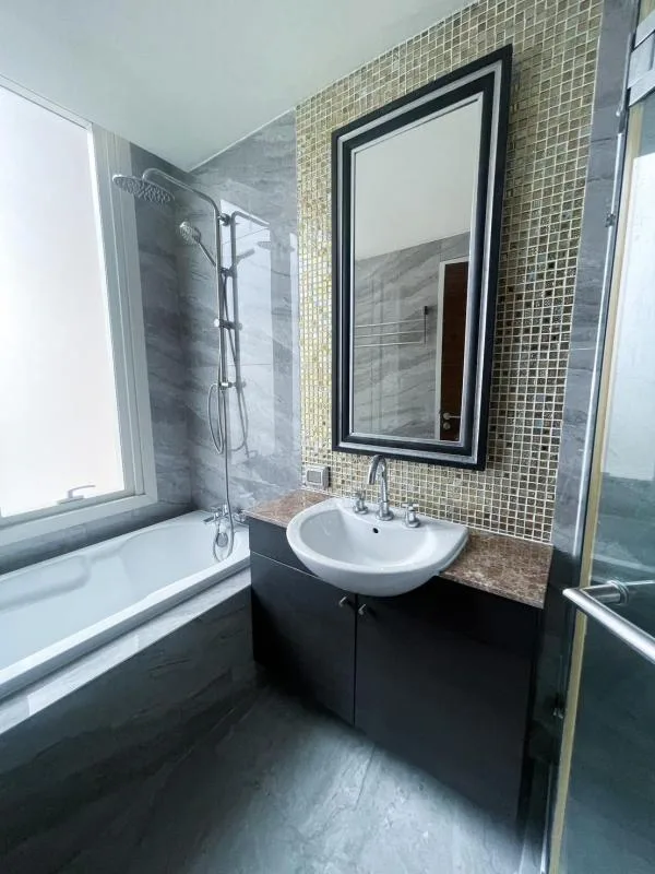 Property photos for Watermark Chaophraya