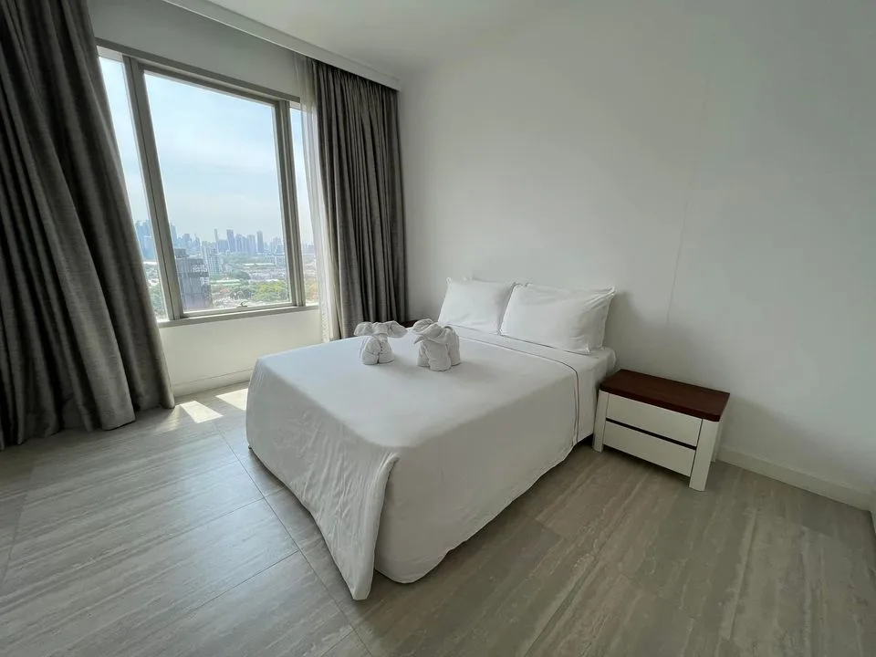 Property photos for 185 Rajadamri
