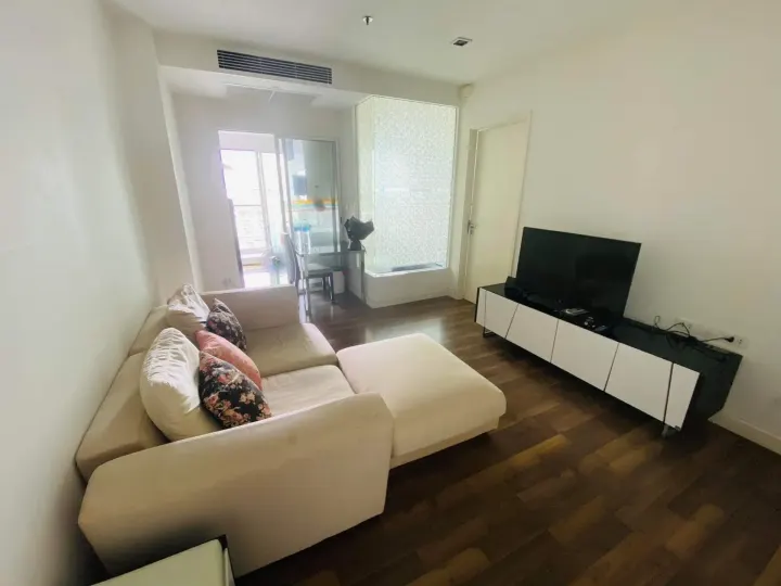 Property photos for The Room Sathorn - Taksin