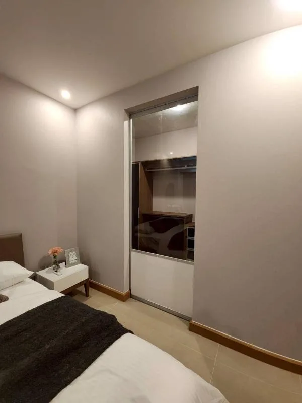 Property photos for The Parkland Srinakarin