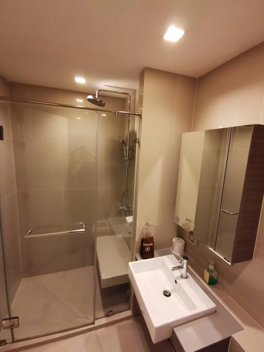 Property photos for Quinn Condo Ratchada