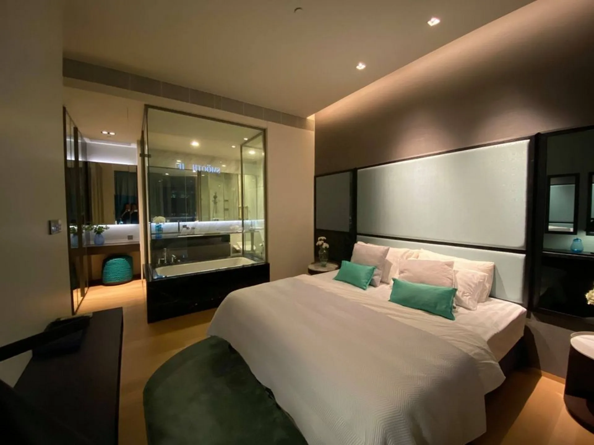 Property photos for Saladaeng One