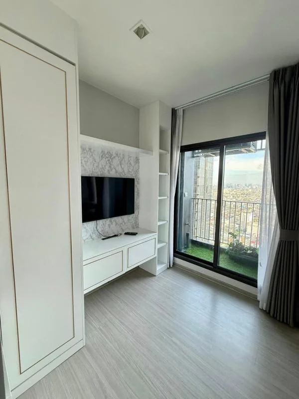 Property photos for LIFE Asoke - Rama 9