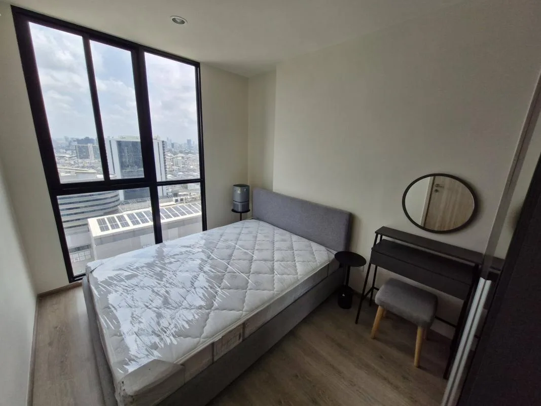 Property photos for Nue District R9