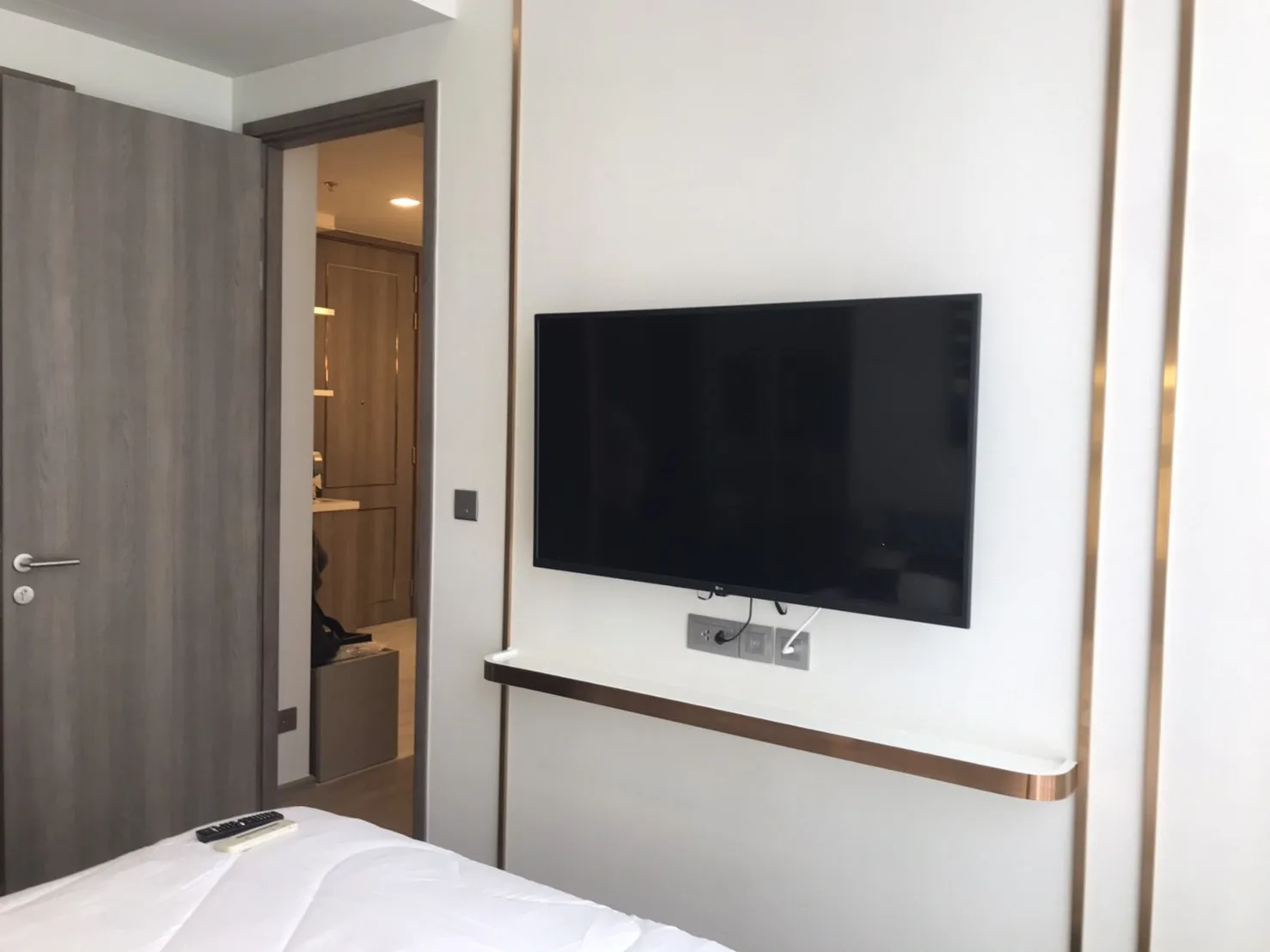 Property photos for Celes Asoke