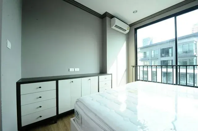 Property photos for The Reserve - Kasemsan 3