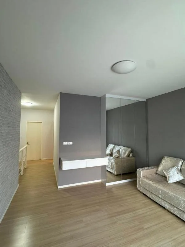 Property photos for Baan Klang Muang Sukhumvit 77