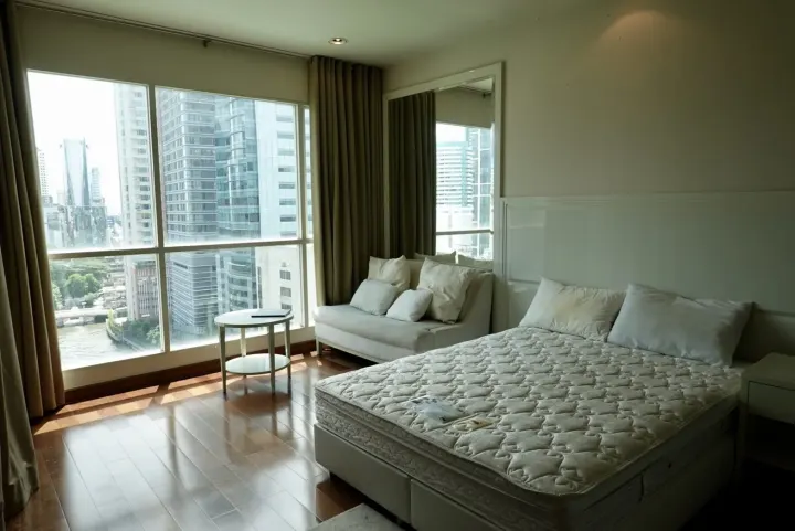 Property photos for The Address Chidlom