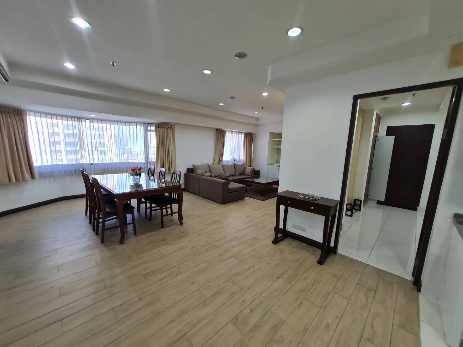 Property photos for Baan Suanpetch