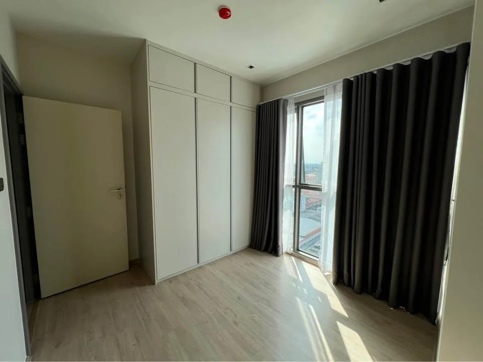 Property photos for Whizdom Station Ratchada - Thapra