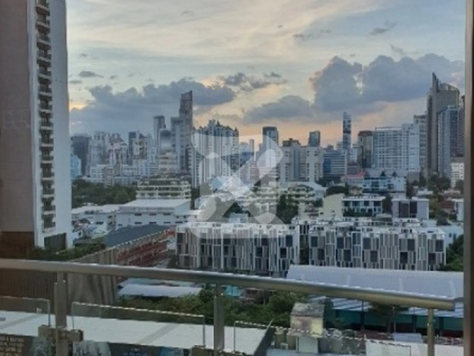 Property photos for Supalai Oriental Sukhumvit 39