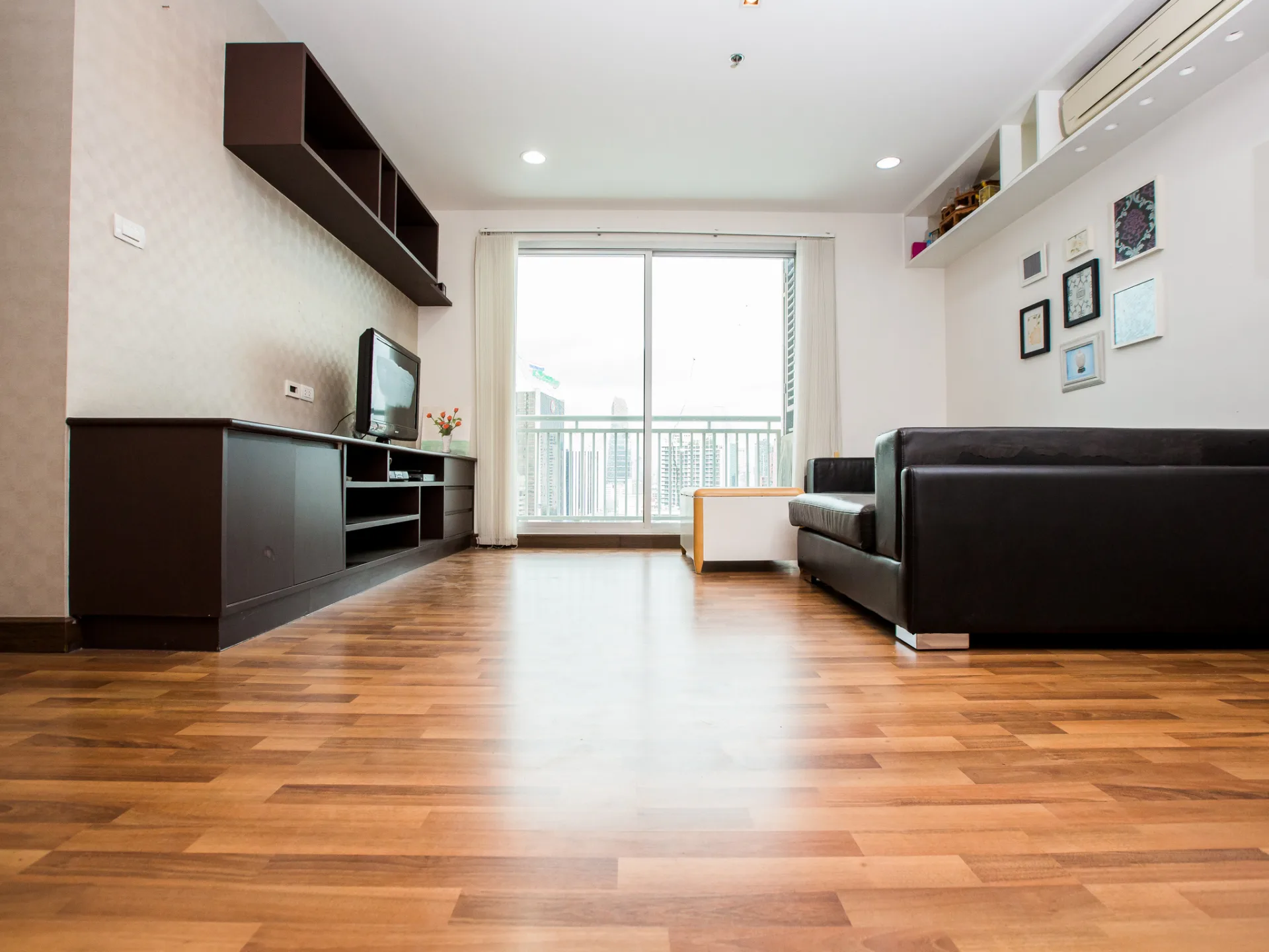Property photos for Centric Scene Phaholyothin 9