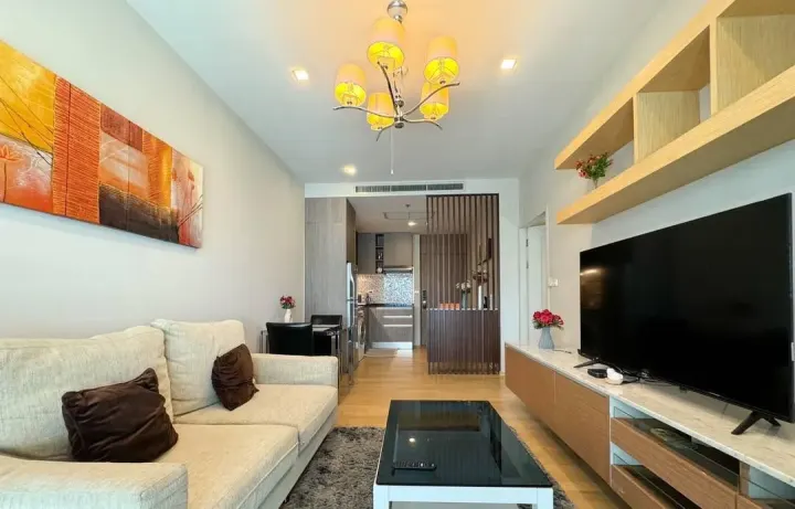 Property photos for Noble Refine
