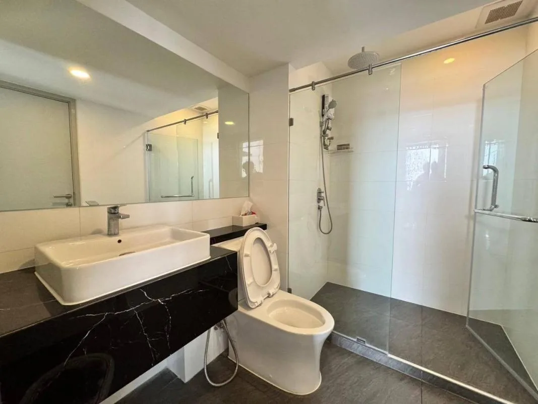 Property photos for Knightsbridge Space Ratchayothin