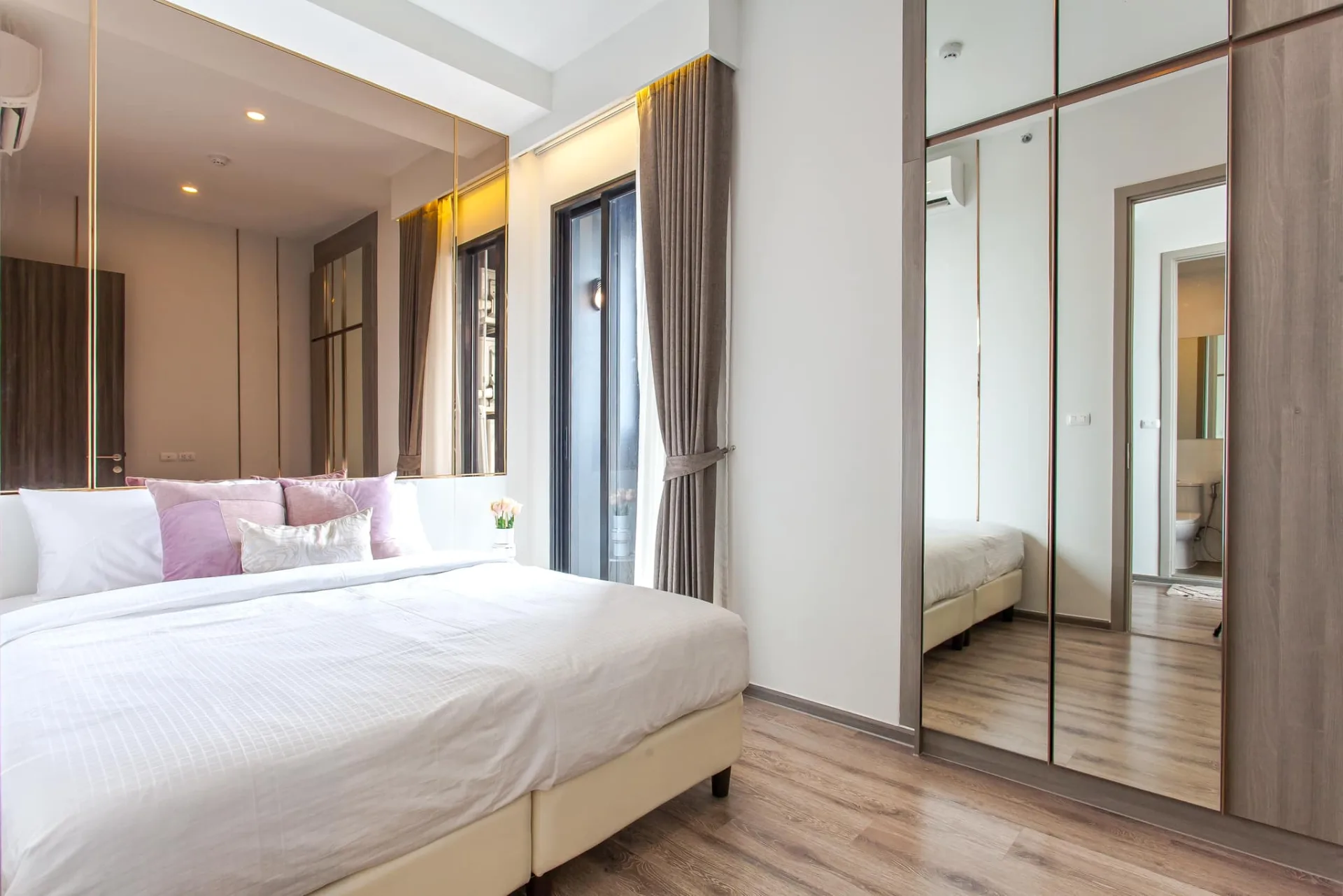 Property photos for Knightsbridge Prime Onnut