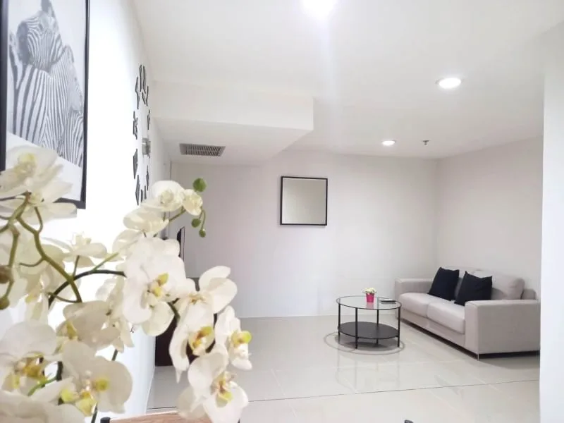 Property photos for The Waterford Diamond
