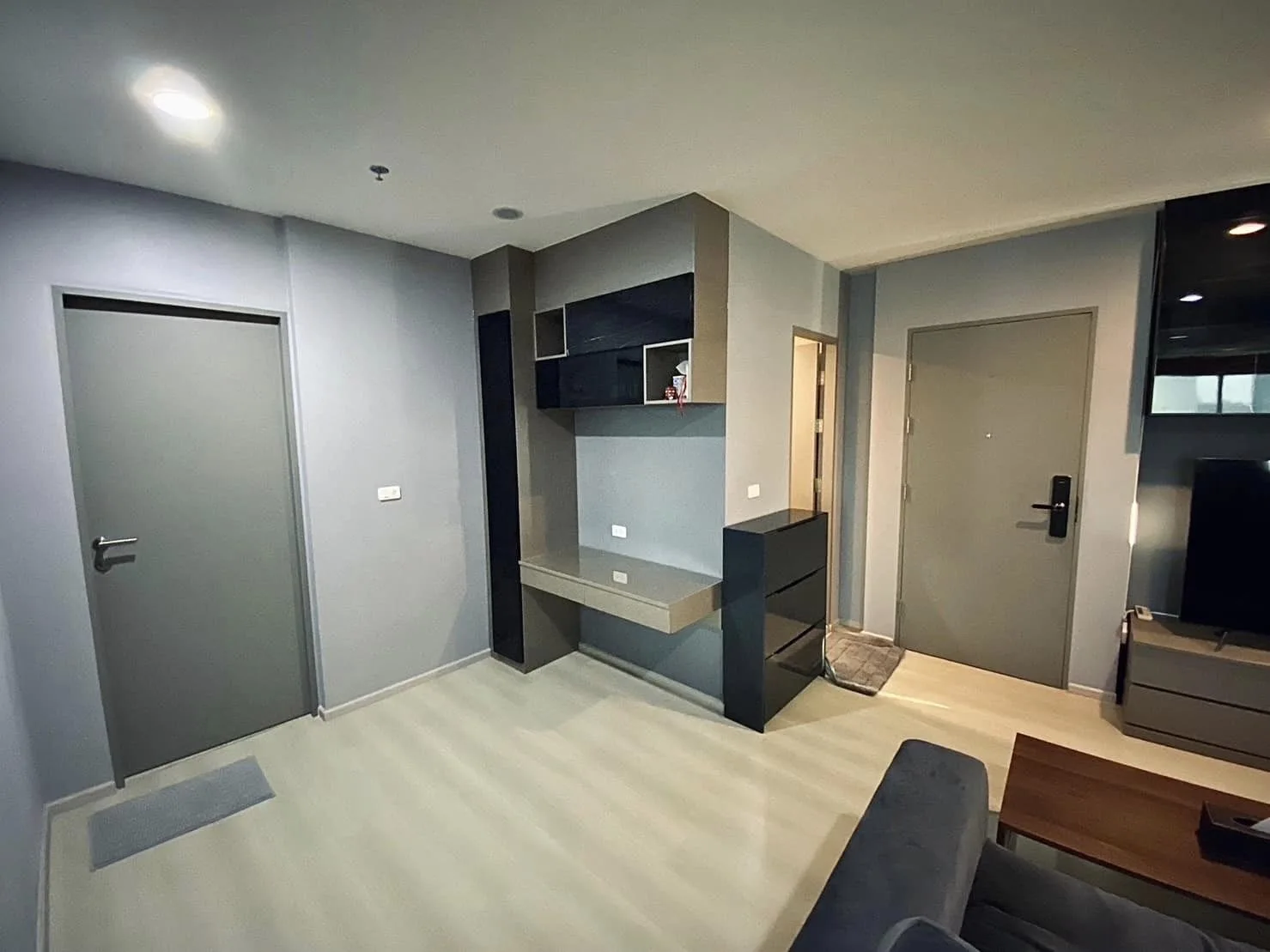 Property photos for Life Ratchadapisek