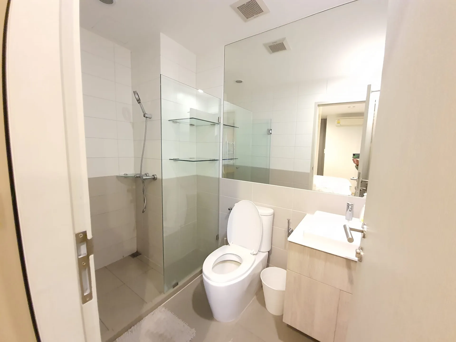 Property photos for Ideo Q Ratchathewi