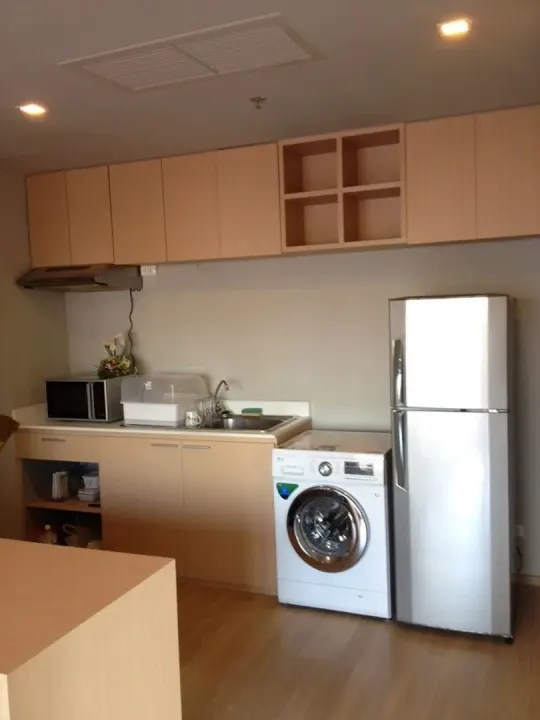 Property photos for Noble Refine