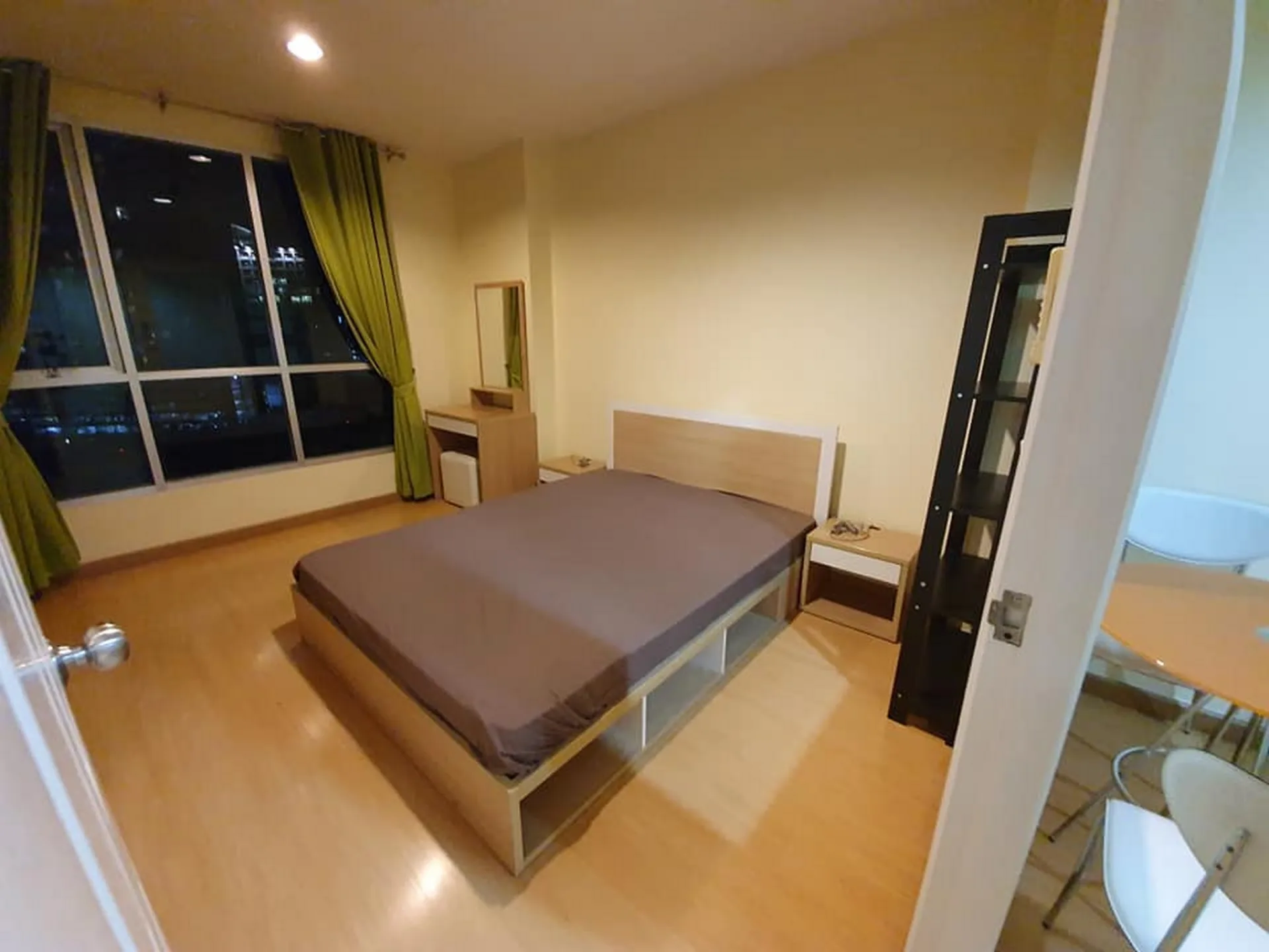 Property photos for Life Sukhumvit 65