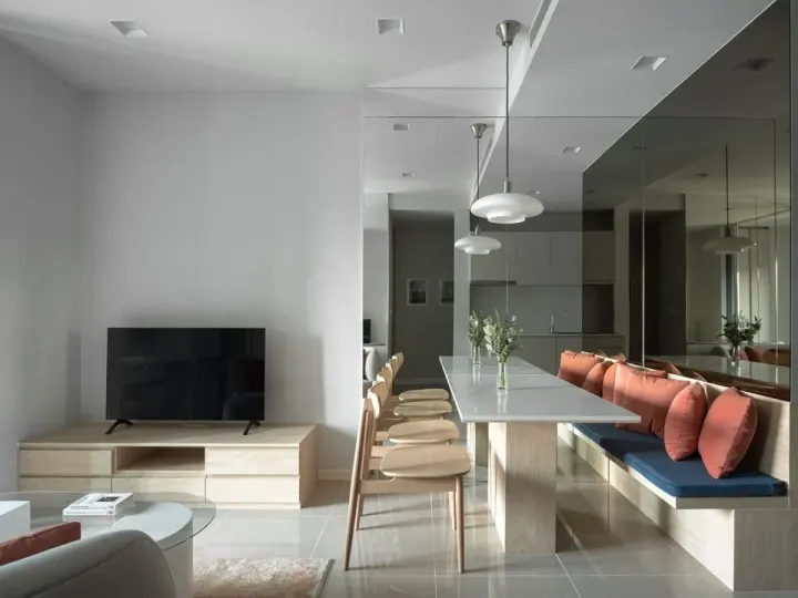 Property photos for Noble Reveal