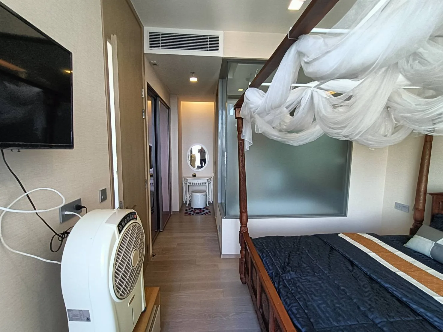 Property photos for The Esse Asoke