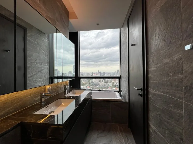 Property photos for The Esse Sukhumvit 36