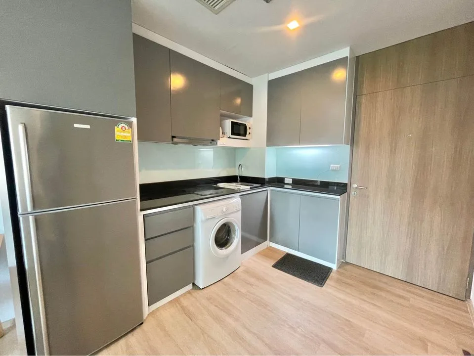 Property photos for Noble Refine
