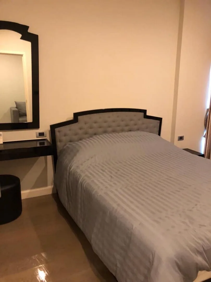 Property photos for The Crest Sukhumvit 34