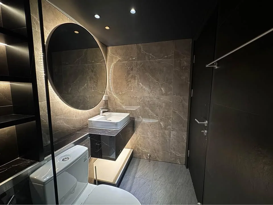 Property photos for Knightsbridge Space Ratchayothin