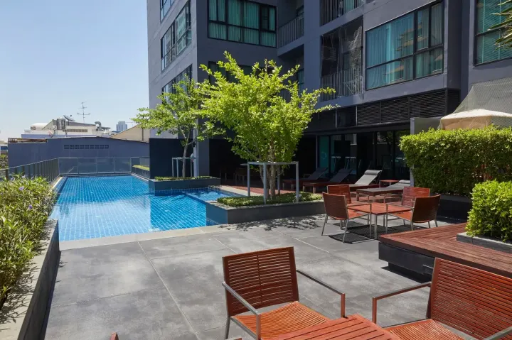 Property photos for Noble Reflex