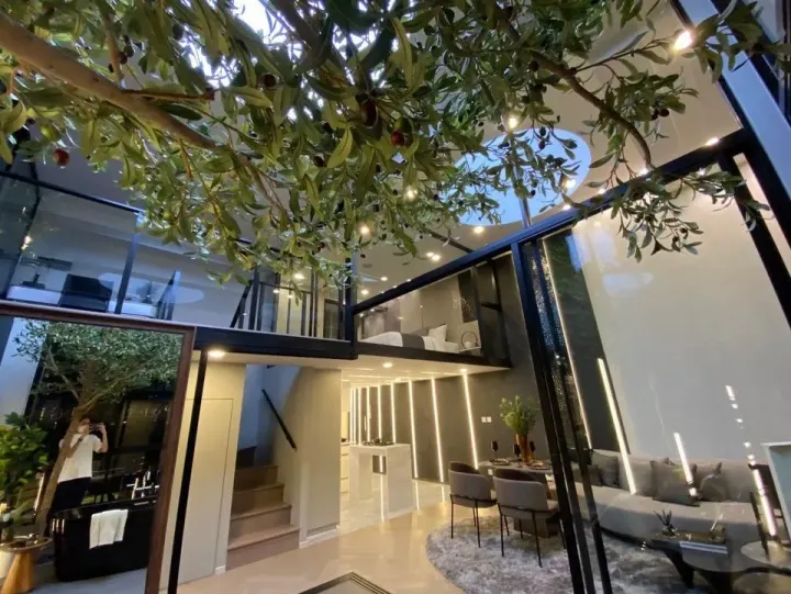 Property photos for Courtyard Thonglor