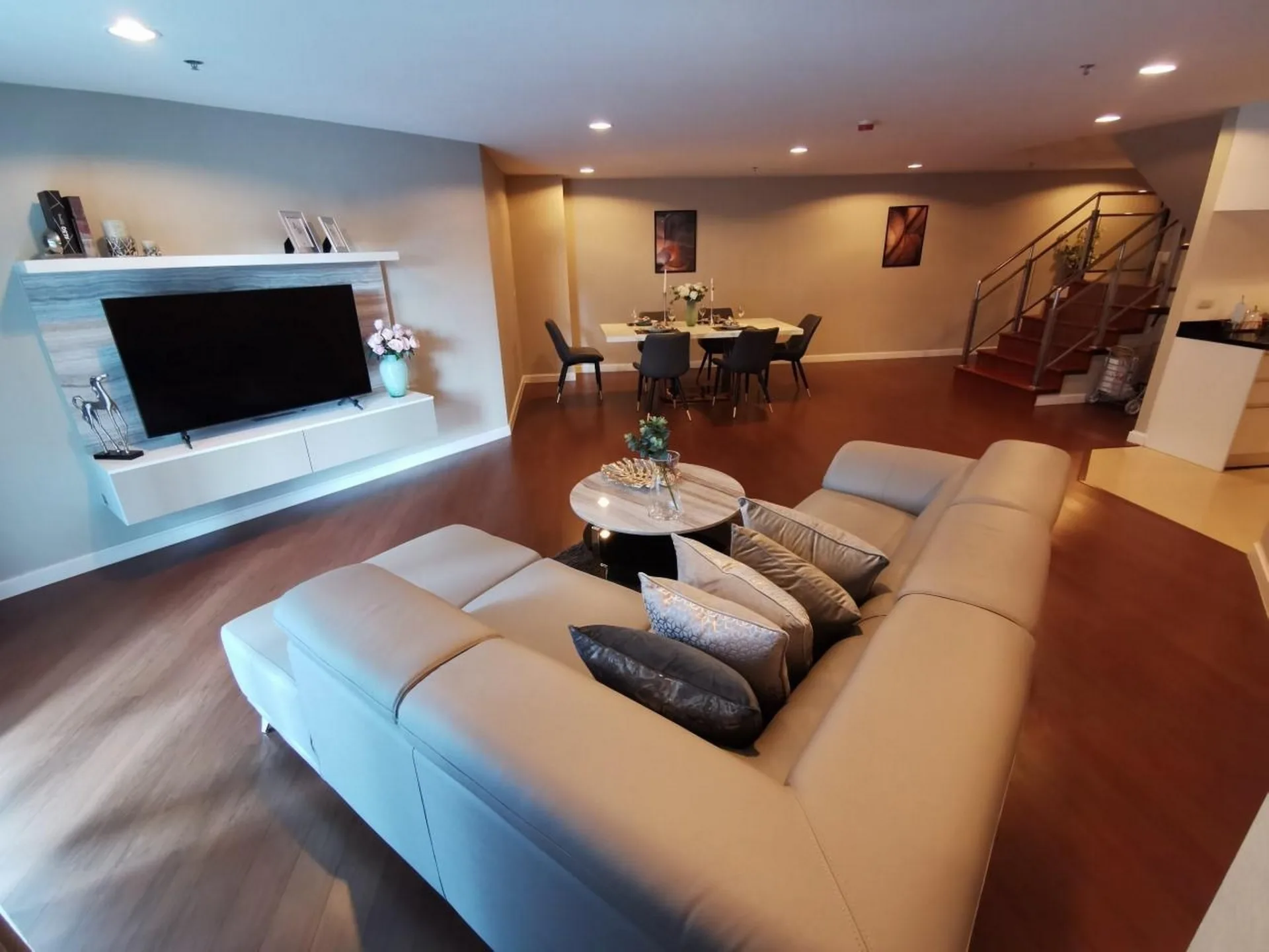 Property photos for Belle Grand Rama 9