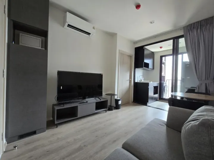 Property photos for Nue District R9