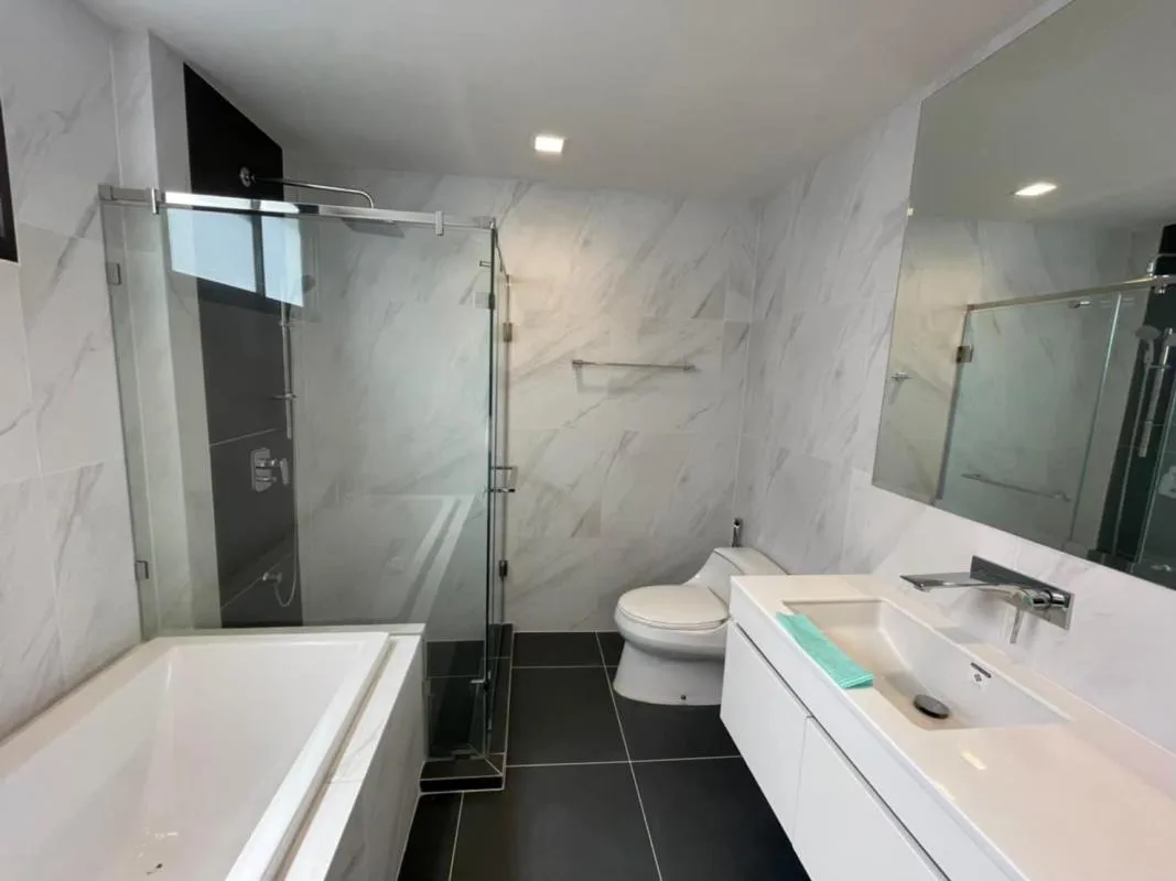 Property photos for Baan Klang Muang Classe Ekkamai-ramintra