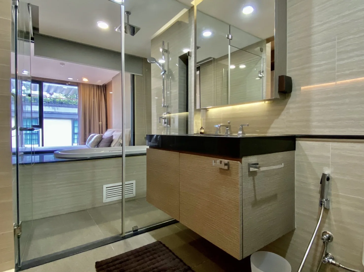 Property photos for Klass Condo Langsuan