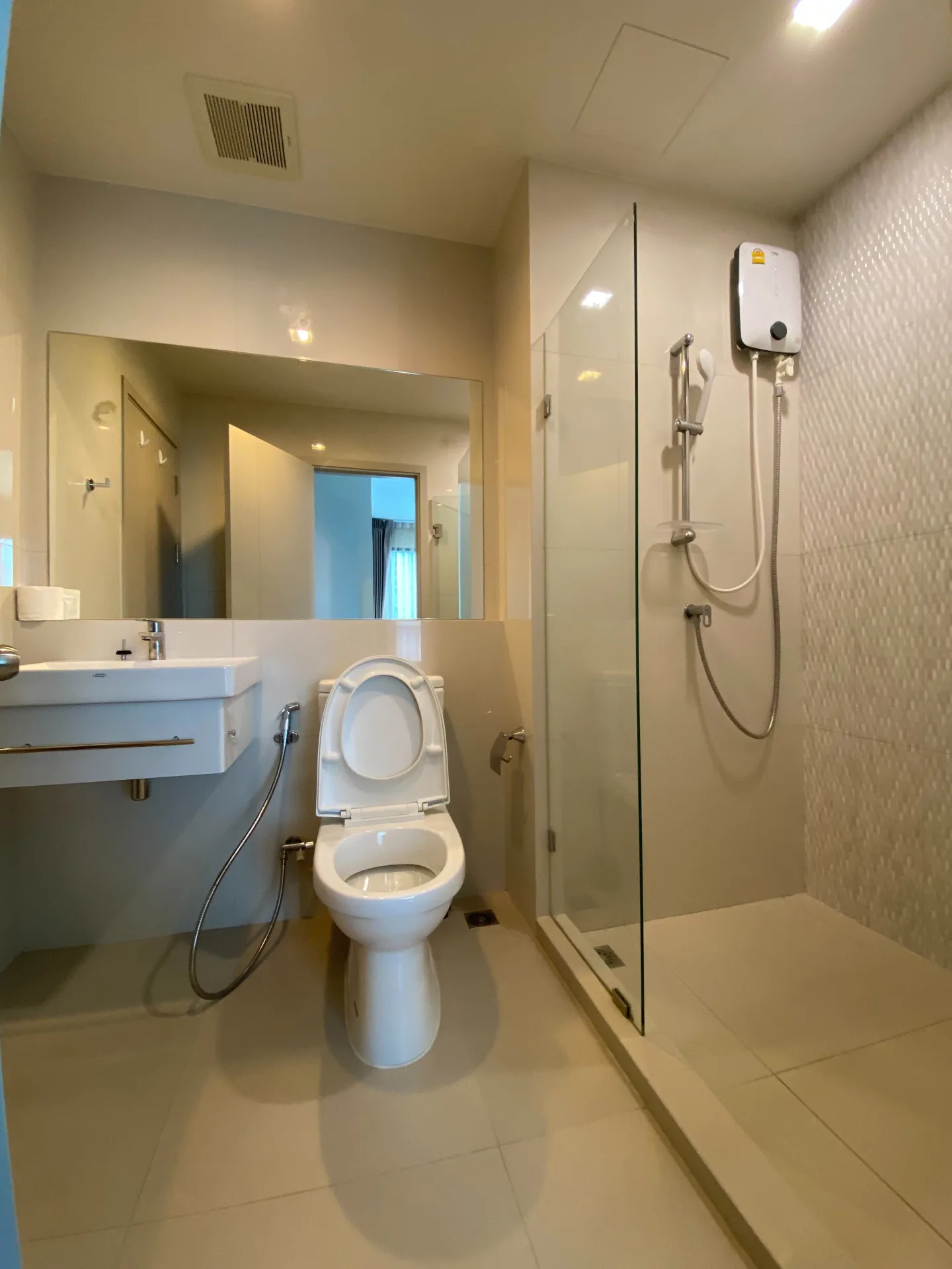Property photos for Life Sukhumvit 48