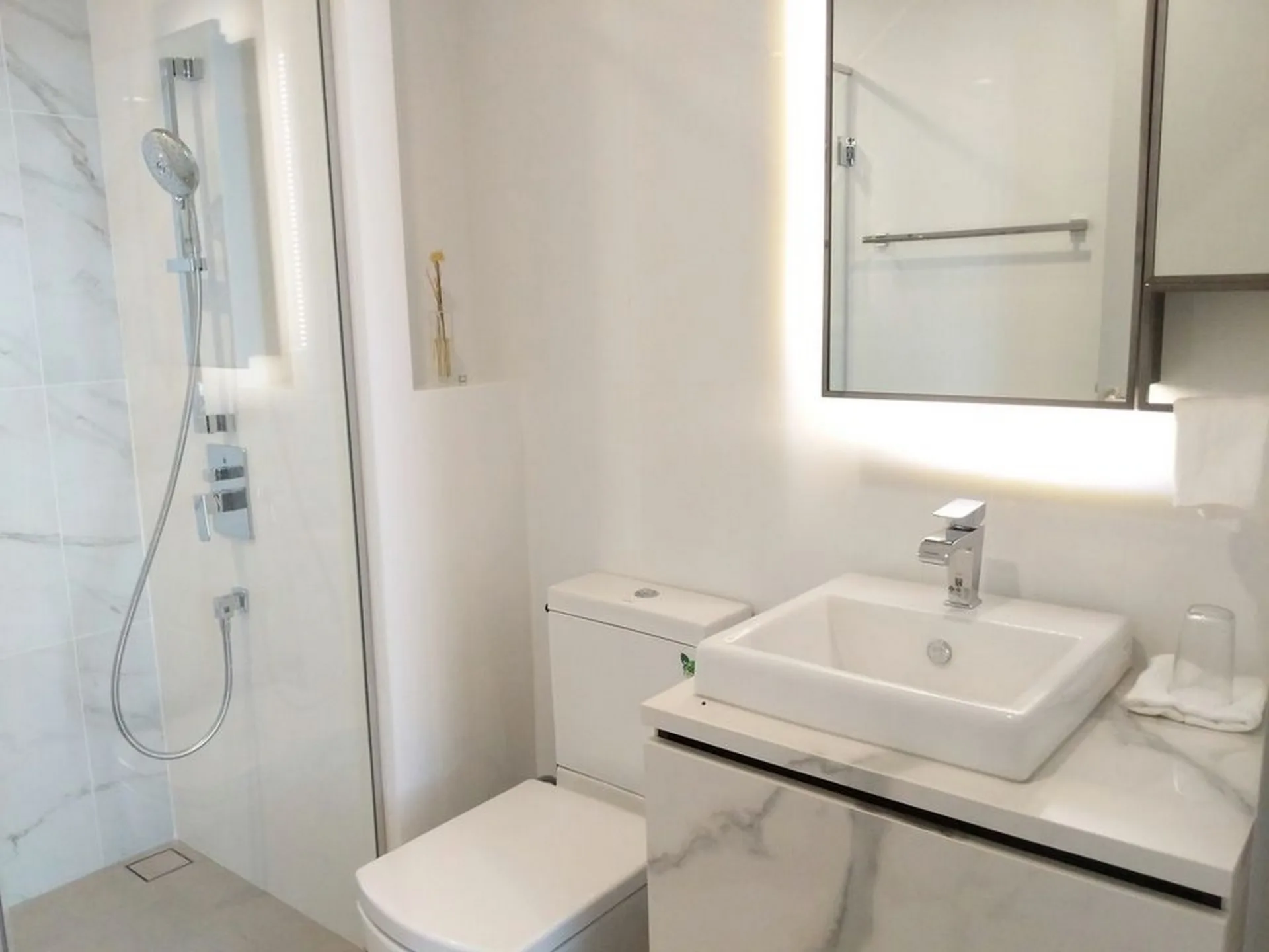 Property photos for The Line sukhumvit 101