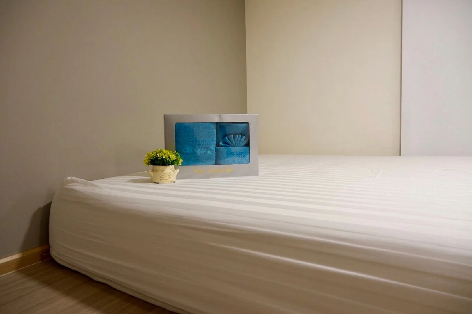 Property photos for Chewathai Residence Asoke