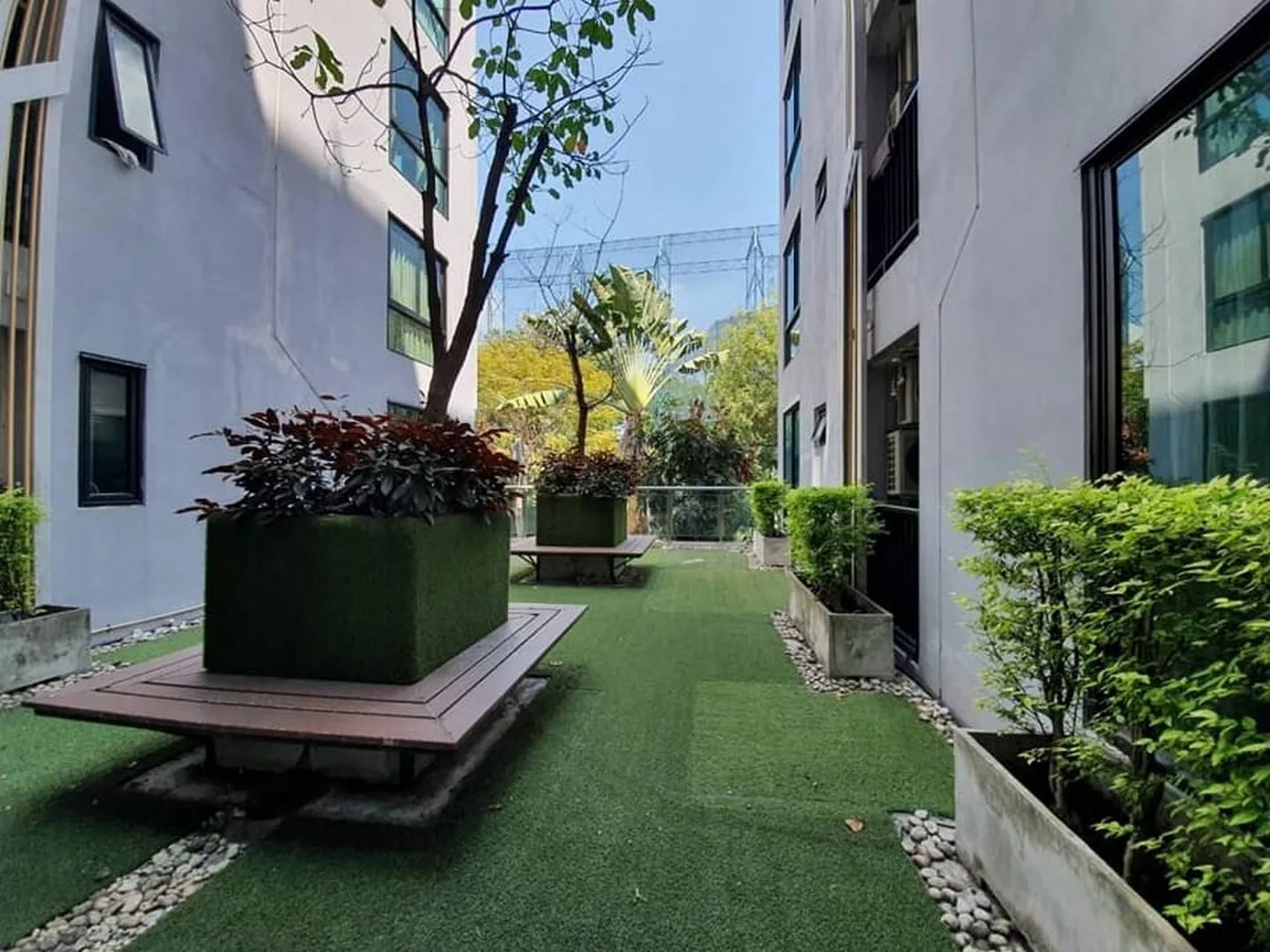 Property photos for Zenith Place Sukhumvit 42