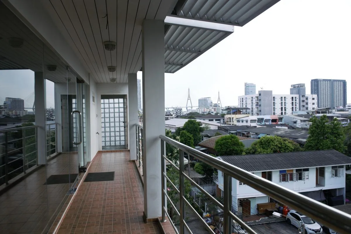 Property photos for Townhouse Sathu Pradit 55