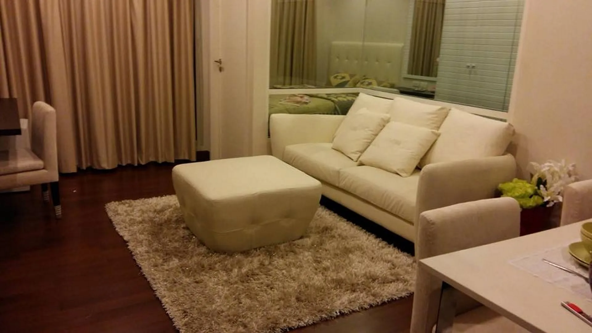 Property photos for Ivy Thonglor