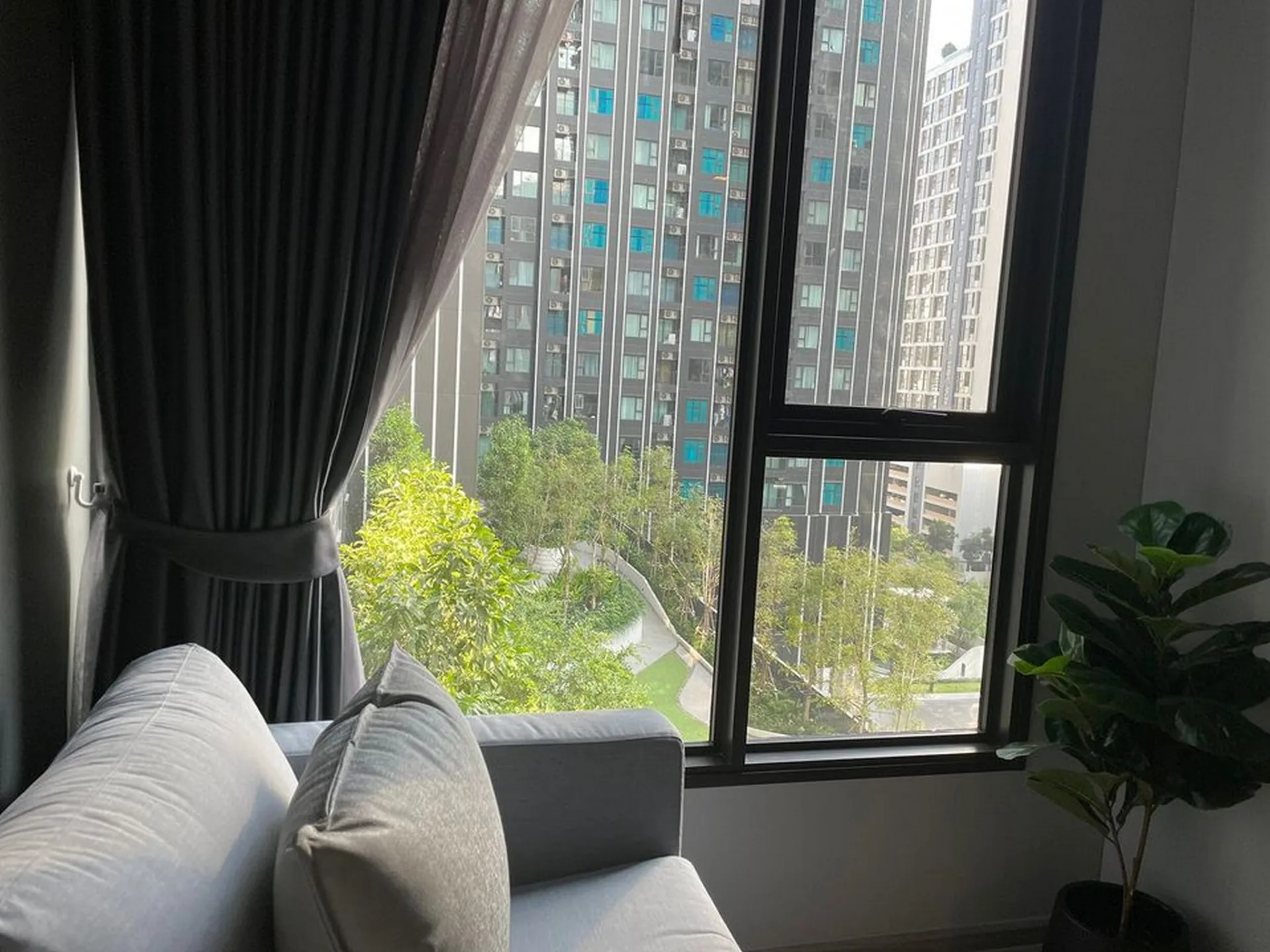 Property photos for LIFE Asoke - Rama 9