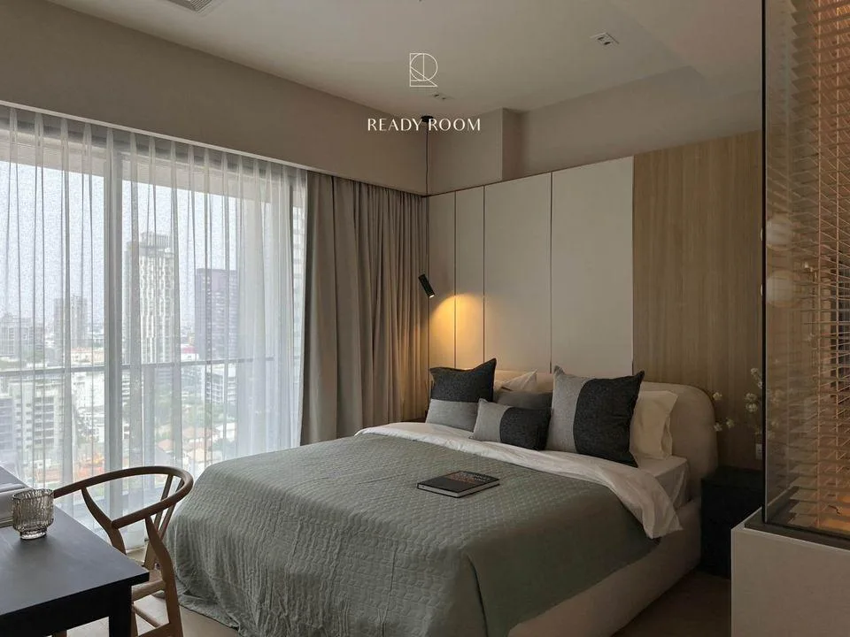 Property photos for The Strand Thonglor