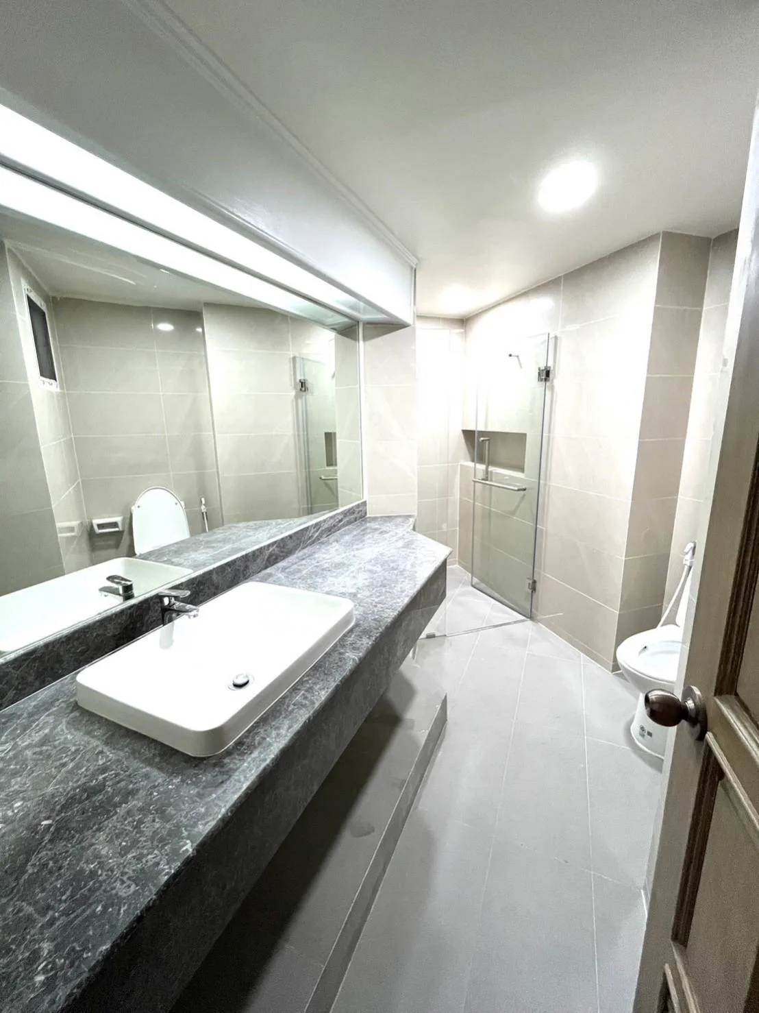 Property photos for Fifty Fifth Tower