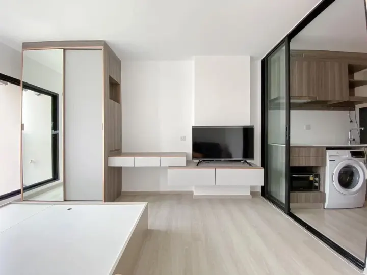 Property photos for Kensington 63